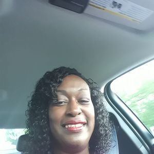 Meet your Posher, Deborah